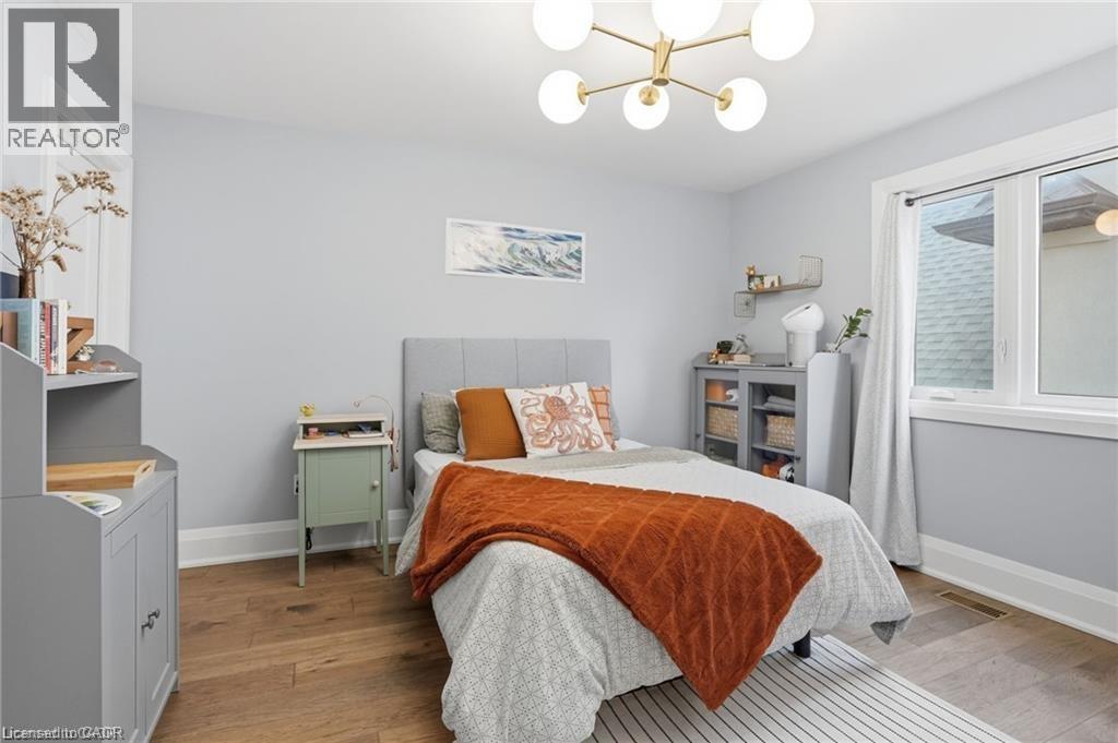 59 SWAN Avenue - Image 24