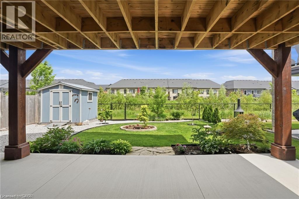 59 SWAN Avenue - Image 39