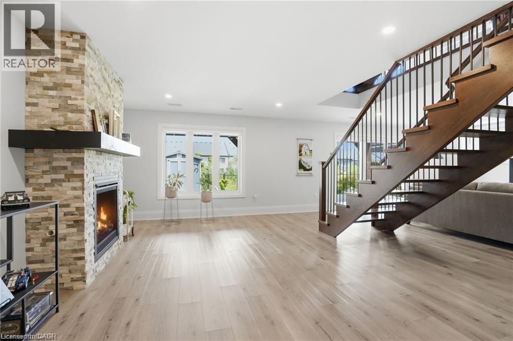 59 SWAN Avenue - Image 27
