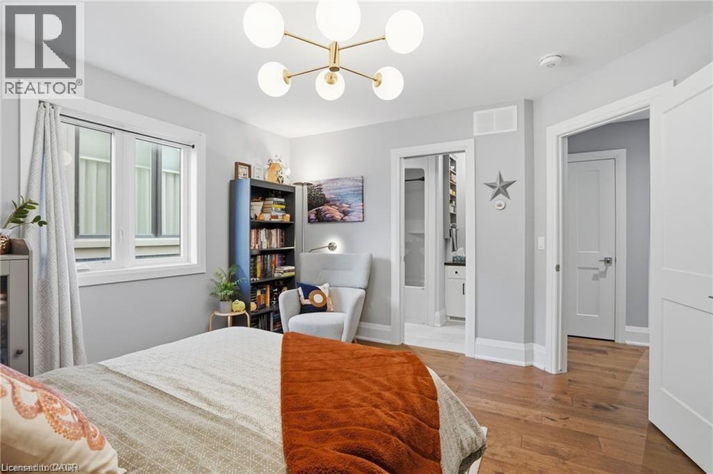 59 SWAN Avenue - Image 25