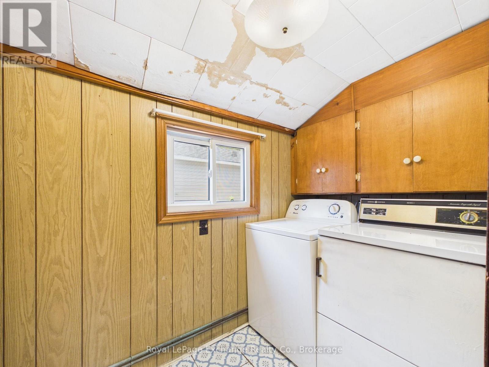 856 OLDE VICTORIA STREET - 8