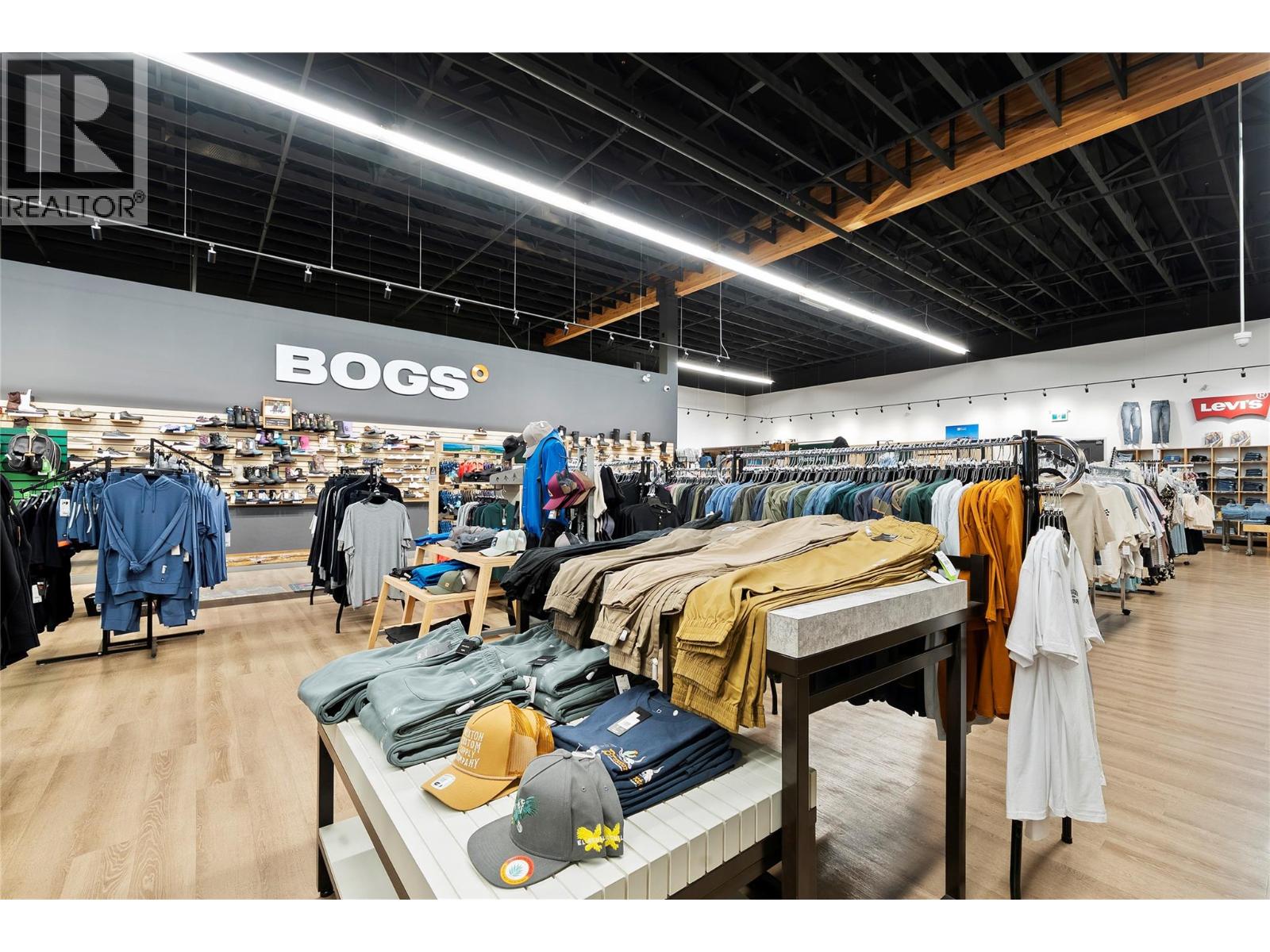 5 360 Trans Canada Highway, Salmon Arm