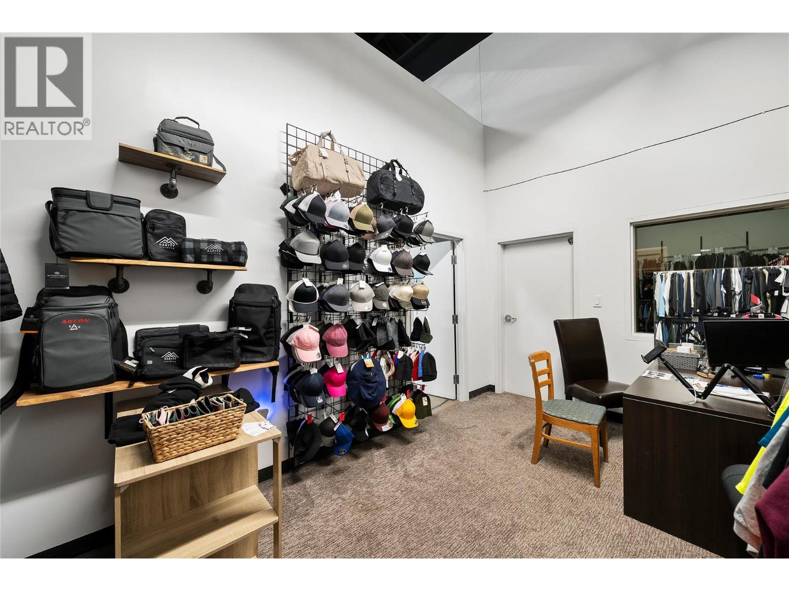 5 360 Trans Canada Highway, Salmon Arm
