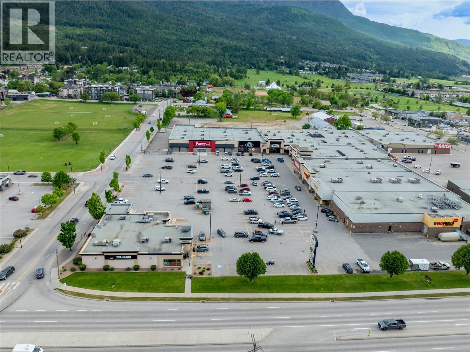 5 360 Trans Canada Highway, Salmon Arm