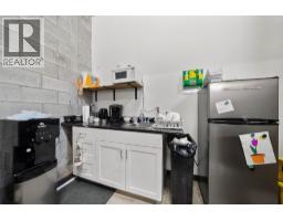 360 Trans Canada Highway Unit# 5, Salmon Arm, BC V1E1B4 Photo 53