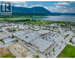 360 Trans Canada Highway Unit# 5, Salmon Arm, BC V1E1B4 Photo 63
