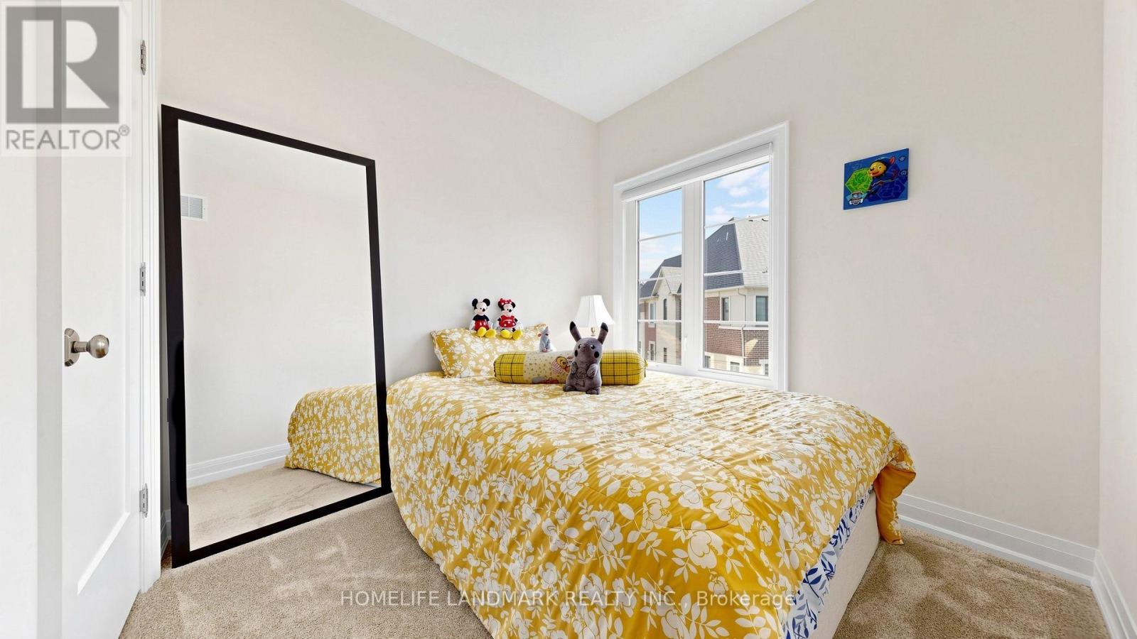 18 GARDENDERS LANE - 41