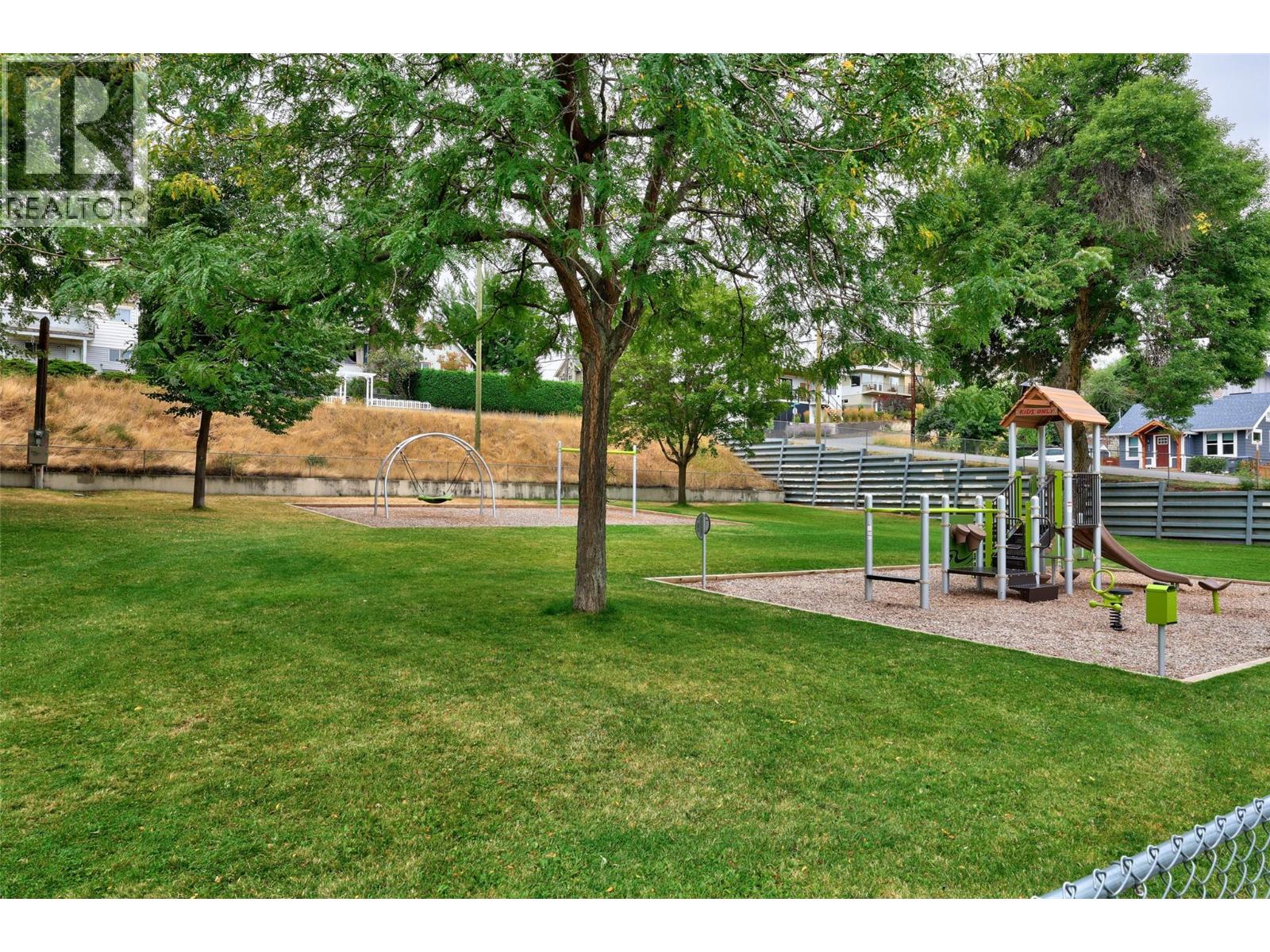 719 Pine Street - Image 35