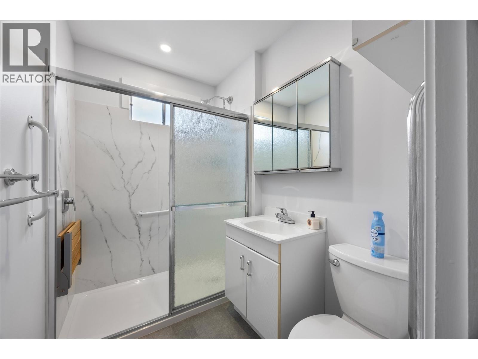 719 Pine Street - 17
