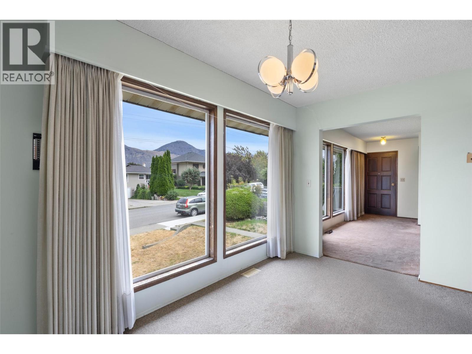 719 Pine Street - 6