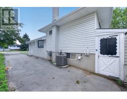 Laundry room - 7 Glenarden Crescent, Belleville, ON K8P2B9 Photo 9