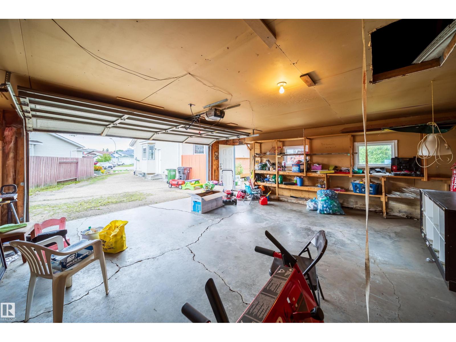9540 178 AV NW - 23