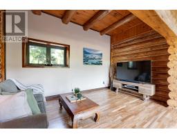 19067 Highway 7, Tay Valley, ON K7H3C6 Photo 12