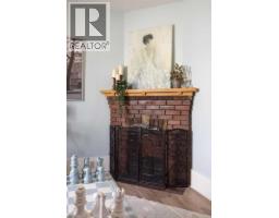 Primary Bedroom - 543 Cambridge Street Se, Medicine Hat, AB T1A0T3 Photo 11