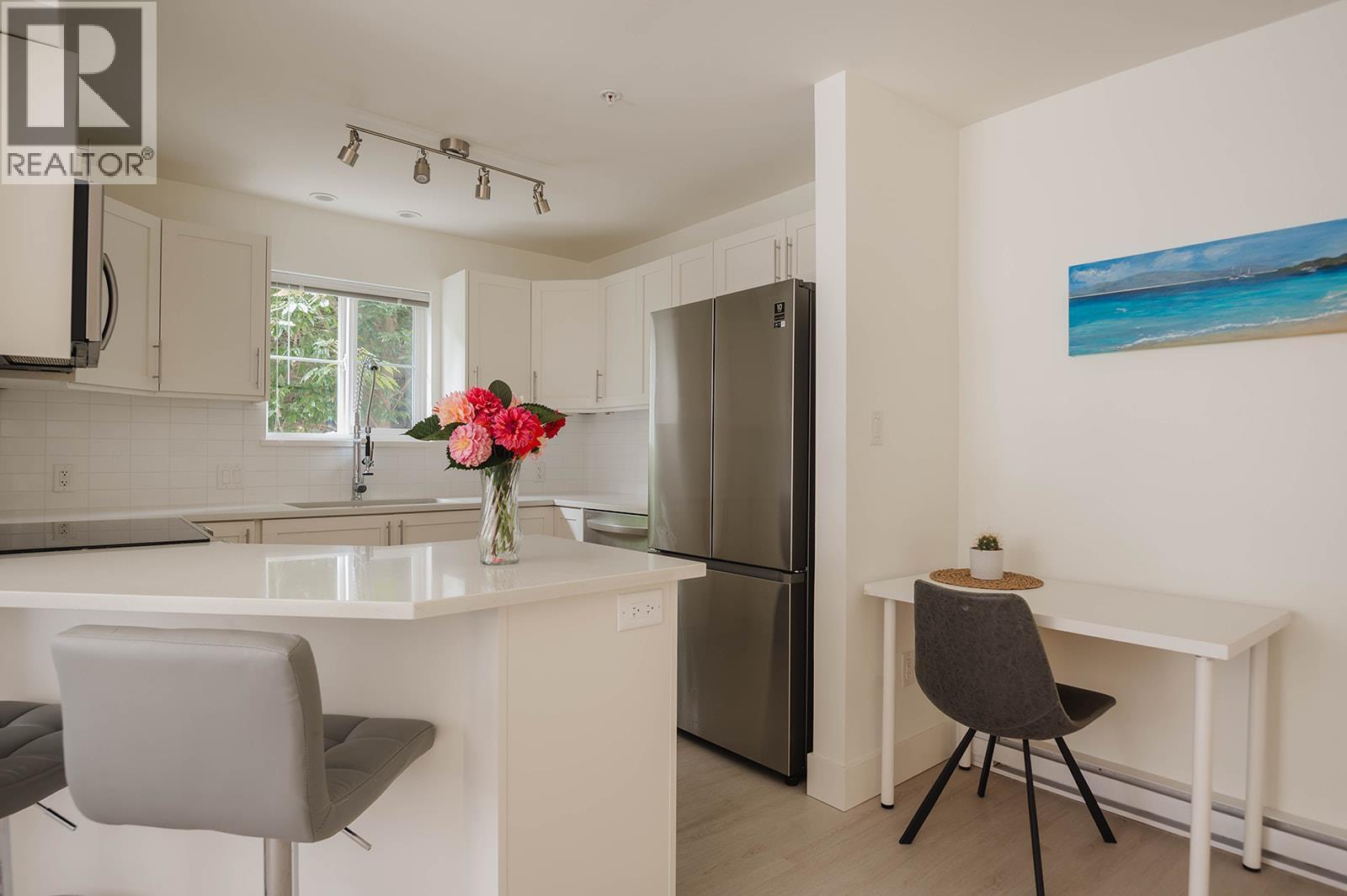 18 689 PARK ROAD, Gibsons