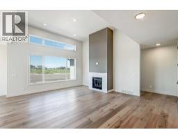 3pc Bathroom - 819 Green Haven Close, Okotoks, AB T1S0R3 Photo 8