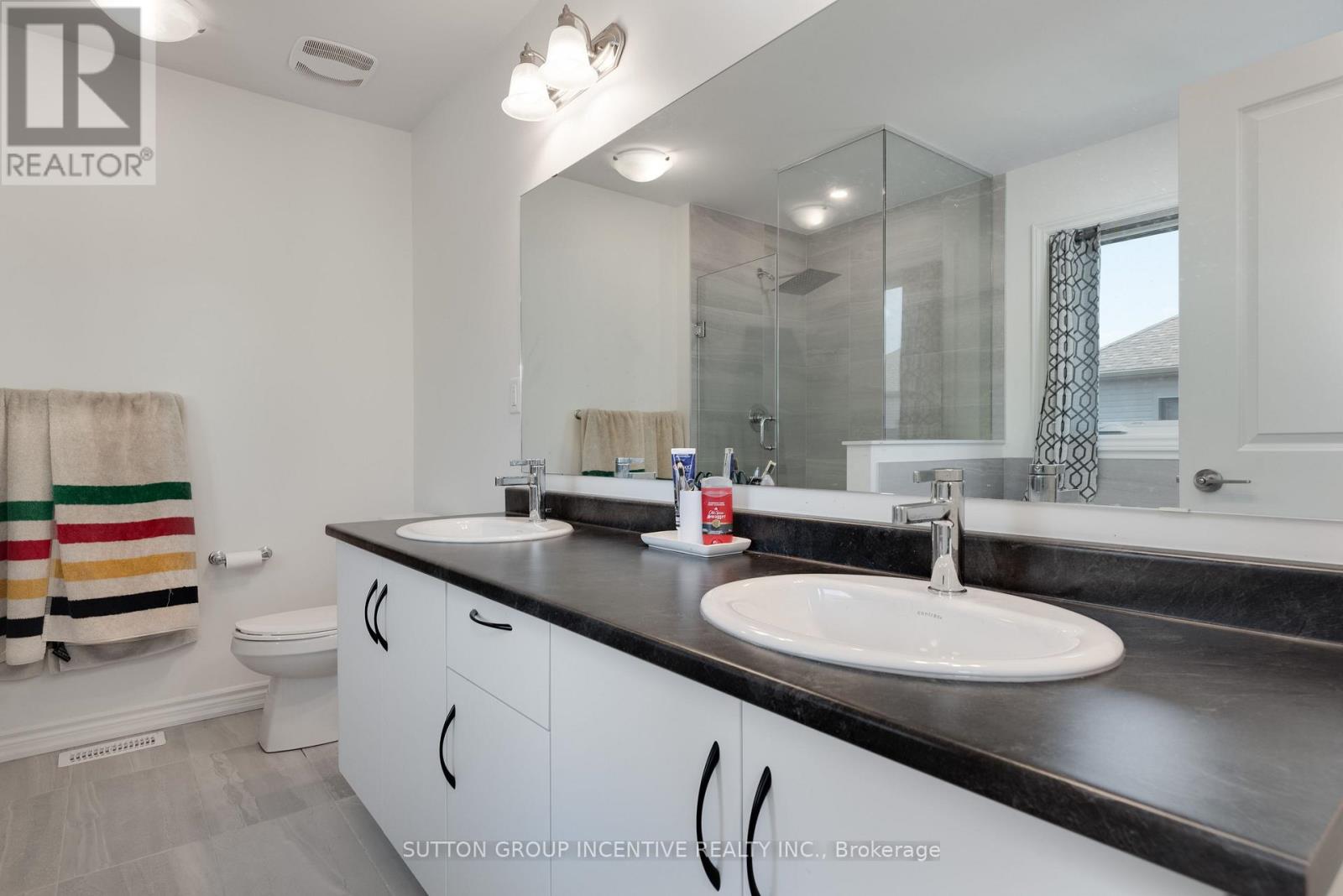 84 SHEPHERD DRIVE - Image 17