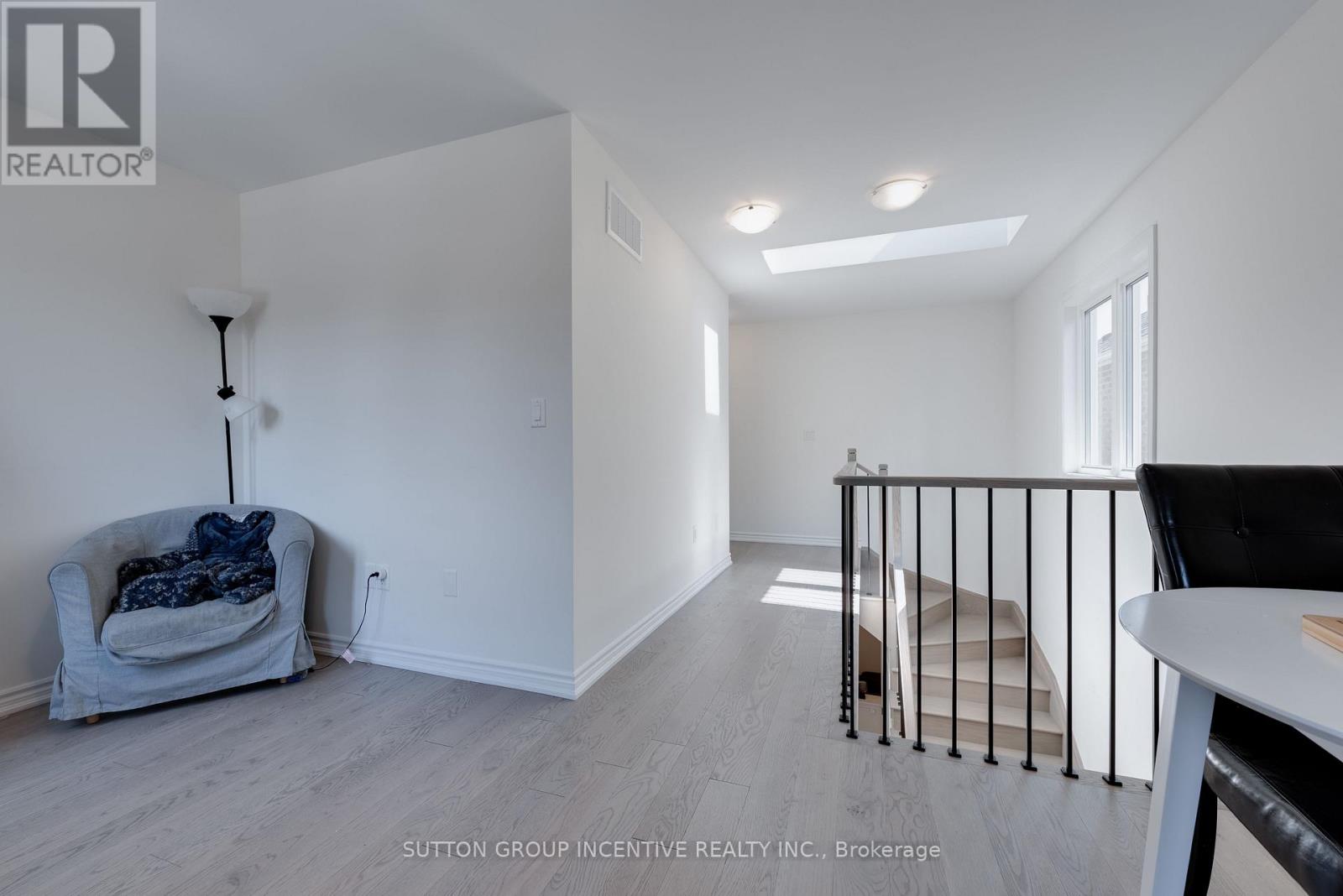 84 SHEPHERD DRIVE - 21