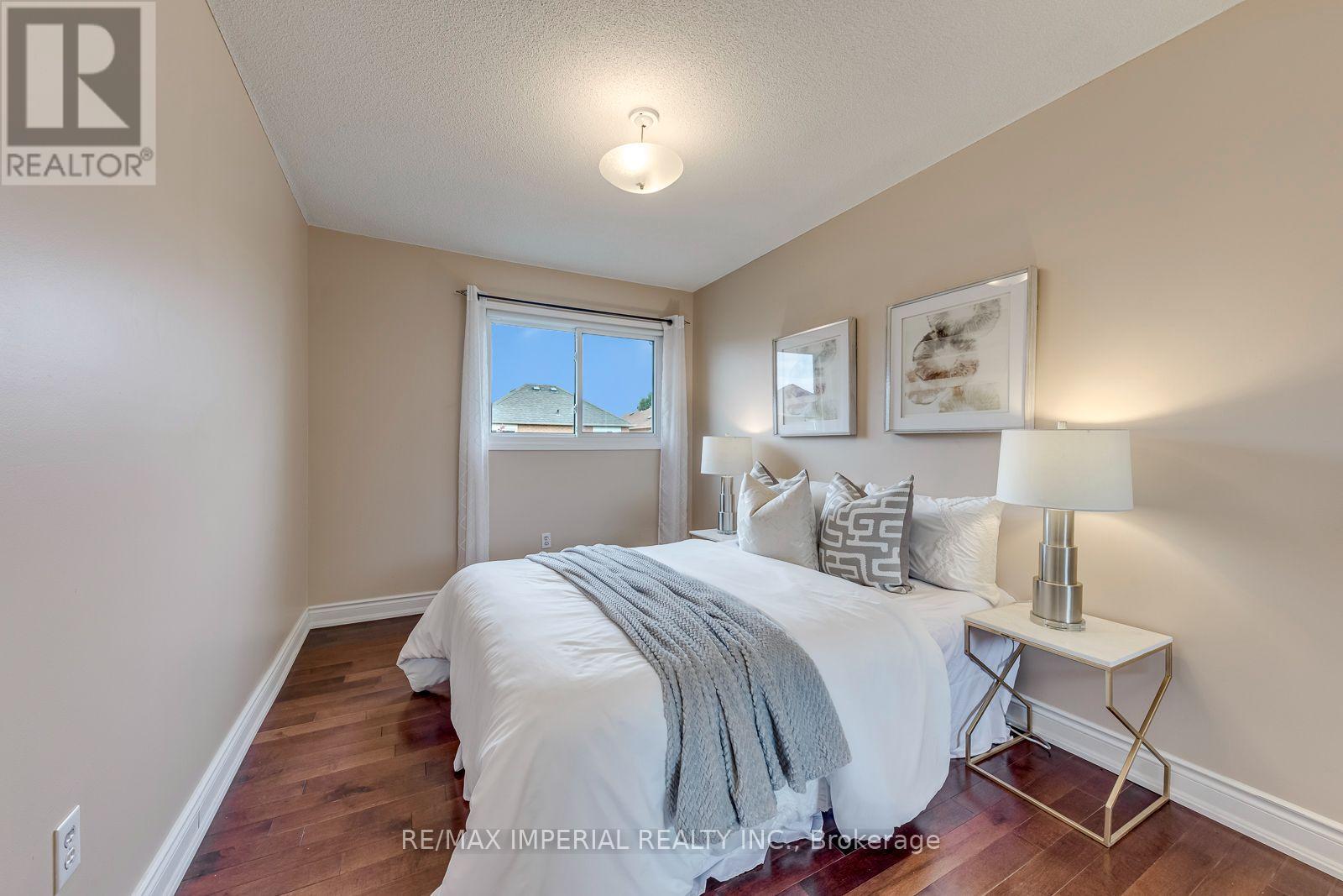 925 CARDINGTON STREET - Image 27