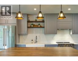 3pc Ensuite bath - 1726 Hayashi Road, Kelowna, BC V1P1B2 Photo 14
