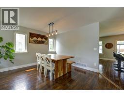 Kitchen - 1726 Hayashi Road, Kelowna, BC V1P1B2 Photo 8