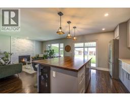 4pc Bathroom - 1726 Hayashi Road, Kelowna, BC V1P1B2 Photo 12