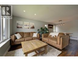 Living room - 1726 Hayashi Road, Kelowna, BC V1P1B2 Photo 7