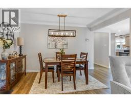 Living room - 26-21 Earl Drive, Chatham, ON N7M6E7 Photo 11