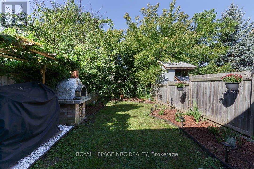 4345 BEVERLEY CRESCENT - 20