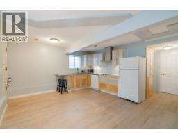 1261 Windsor Avenue, Port Coquitlam, BC V3B7J8 Photo 27