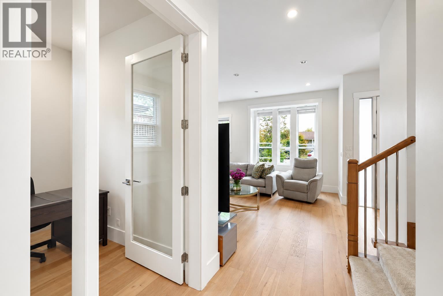 344 E 21 STREET, North Vancouver