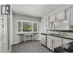 1615 22A Street NW - photo 9