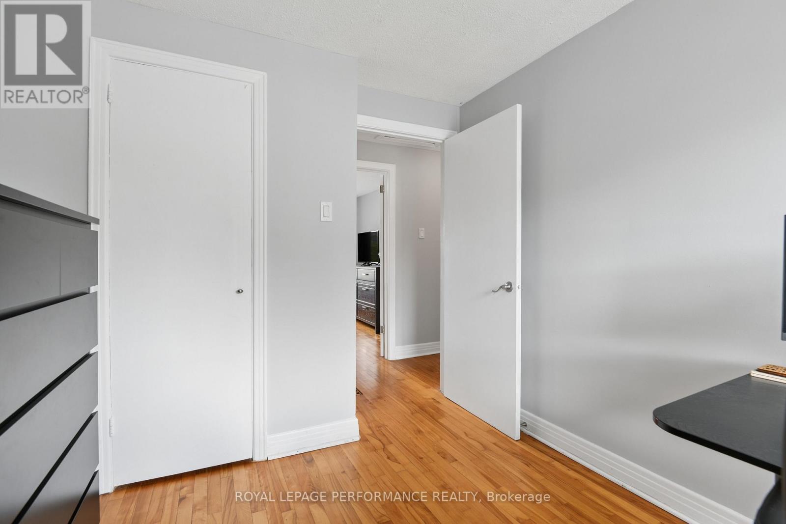 2423 CLEMENTINE BOULEVARD - 19