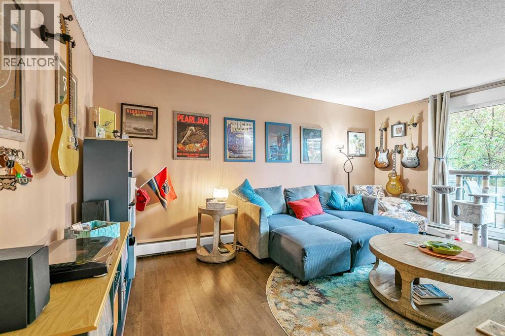 #22 1703 11 Avenue SW - 4