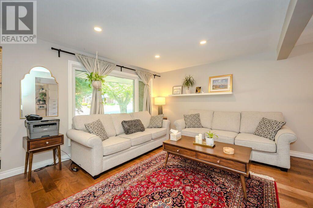 40 FERMAN DRIVE, Guelph (Willow West/Sugarbush/West Acres) — photo 7