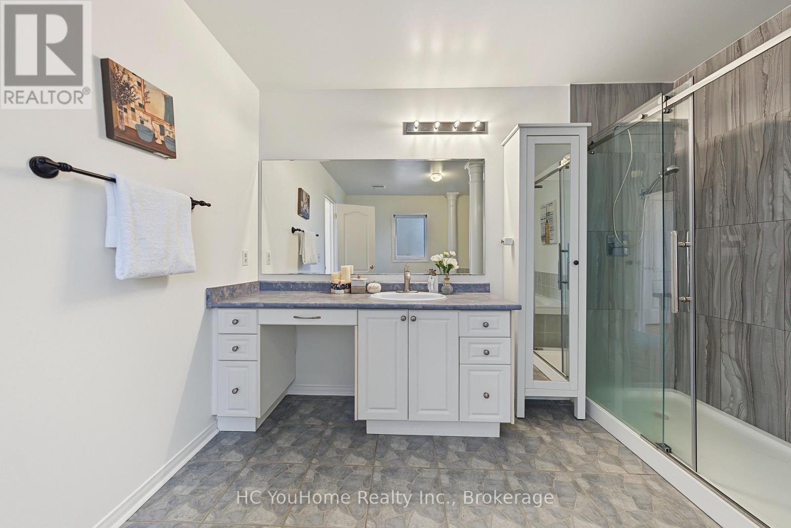 39 EMERY HILL BOULEVARD - 31