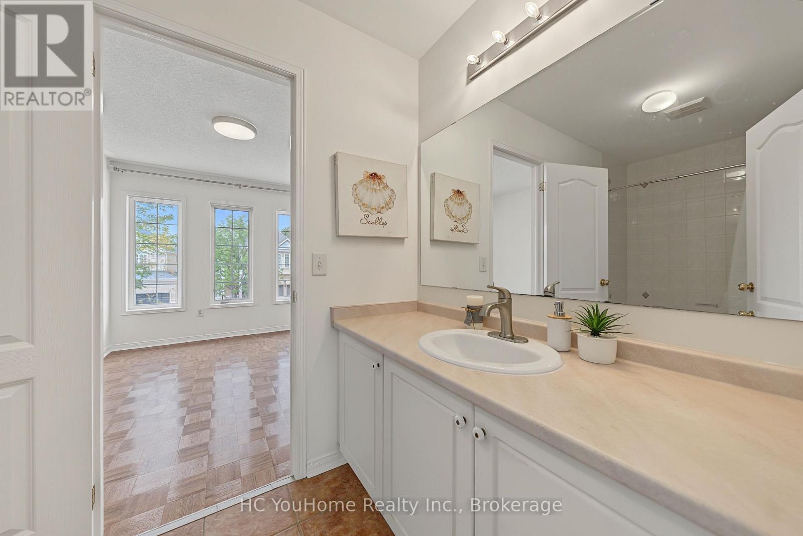 39 EMERY HILL BOULEVARD - Image 34