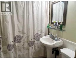 5117 49 Avenue, Forestburg, AB T0B1N0 Photo 8