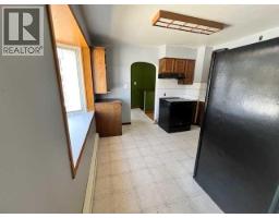 4pc Bathroom - 5021 47 Street, Daysland, AB T0B1N0 Photo 7