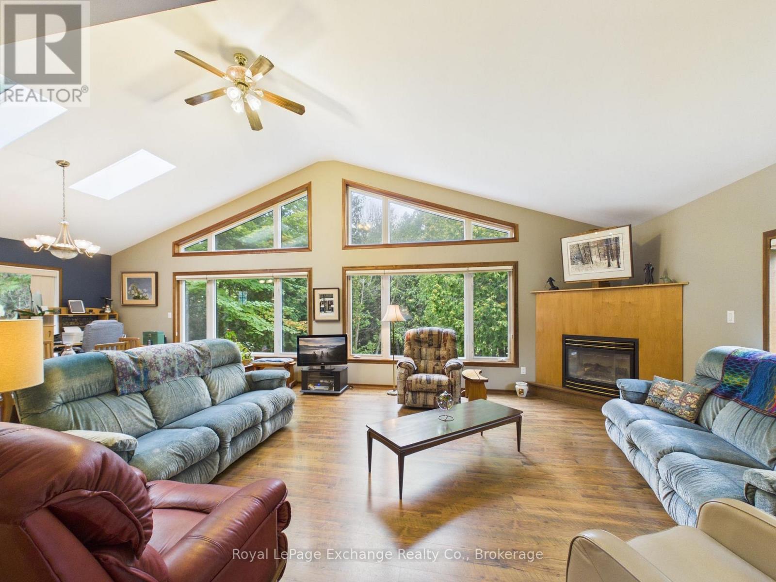 39 MCCONNELL DRIVE - 5