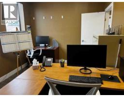 Office Space Drive  N, Calgary, AB T2E1L6 Photo 6