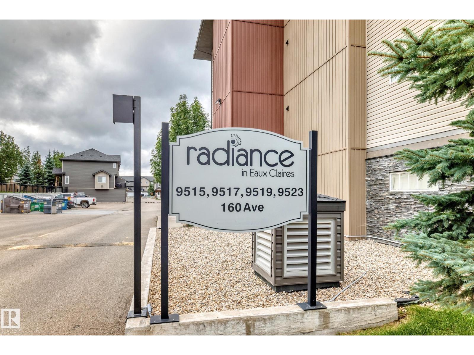 #302 9523 160 AV NW - 44