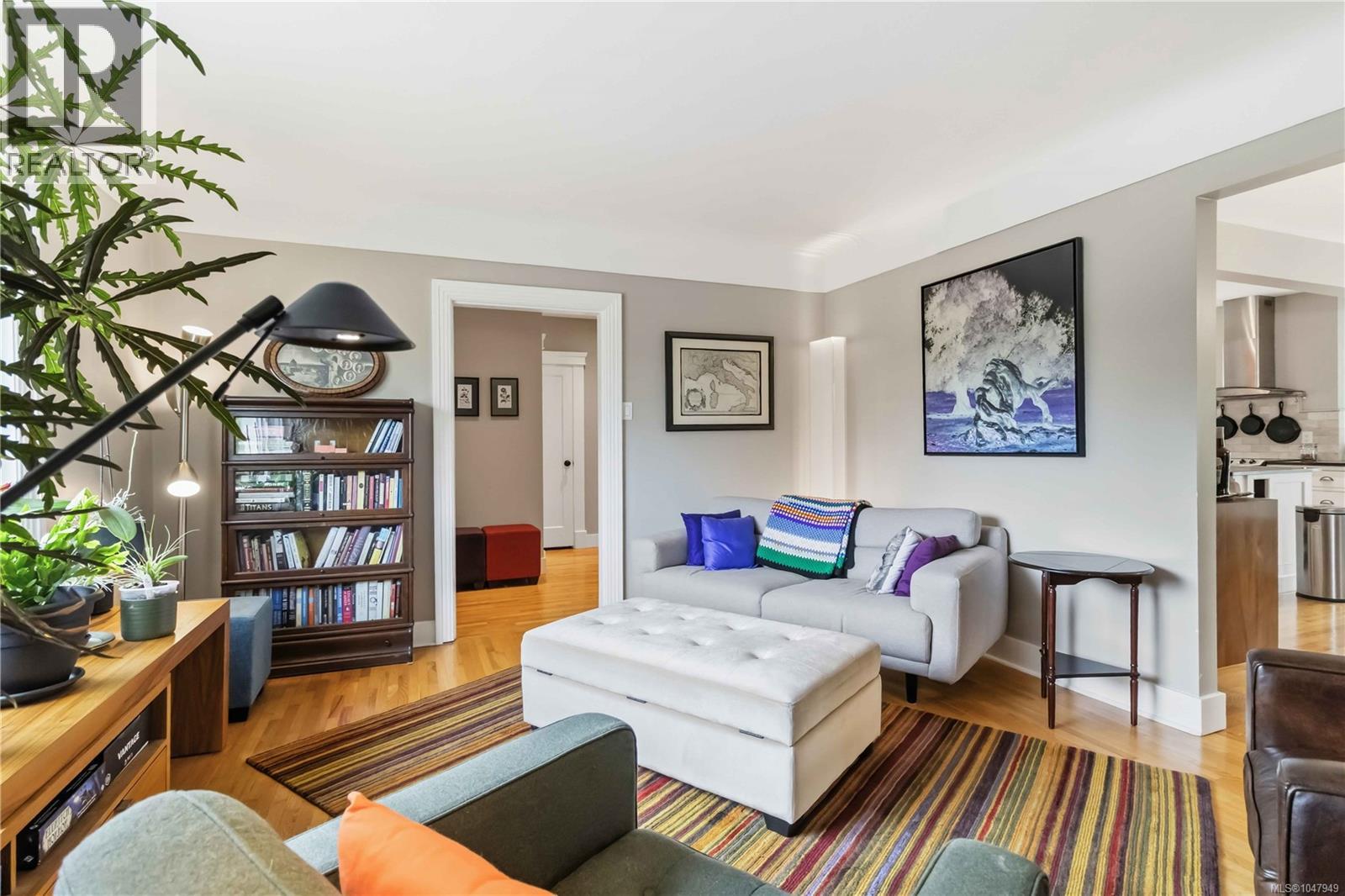 590 Monterey Ave - 13