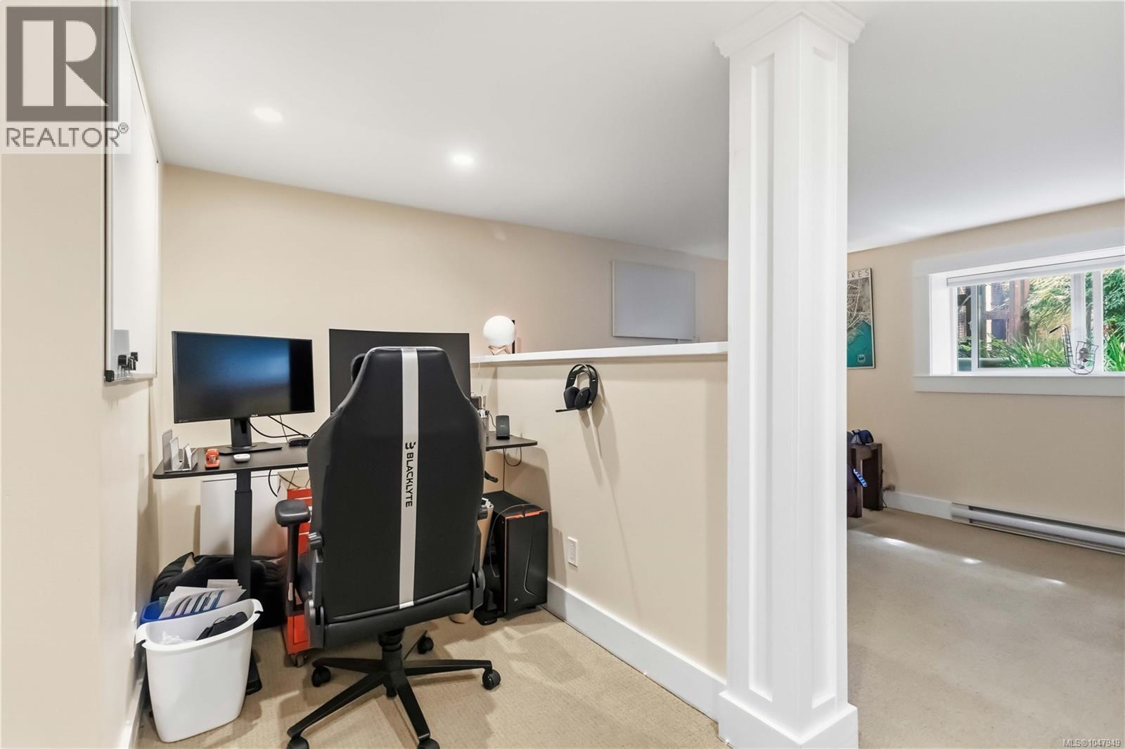 590 Monterey Ave - 36