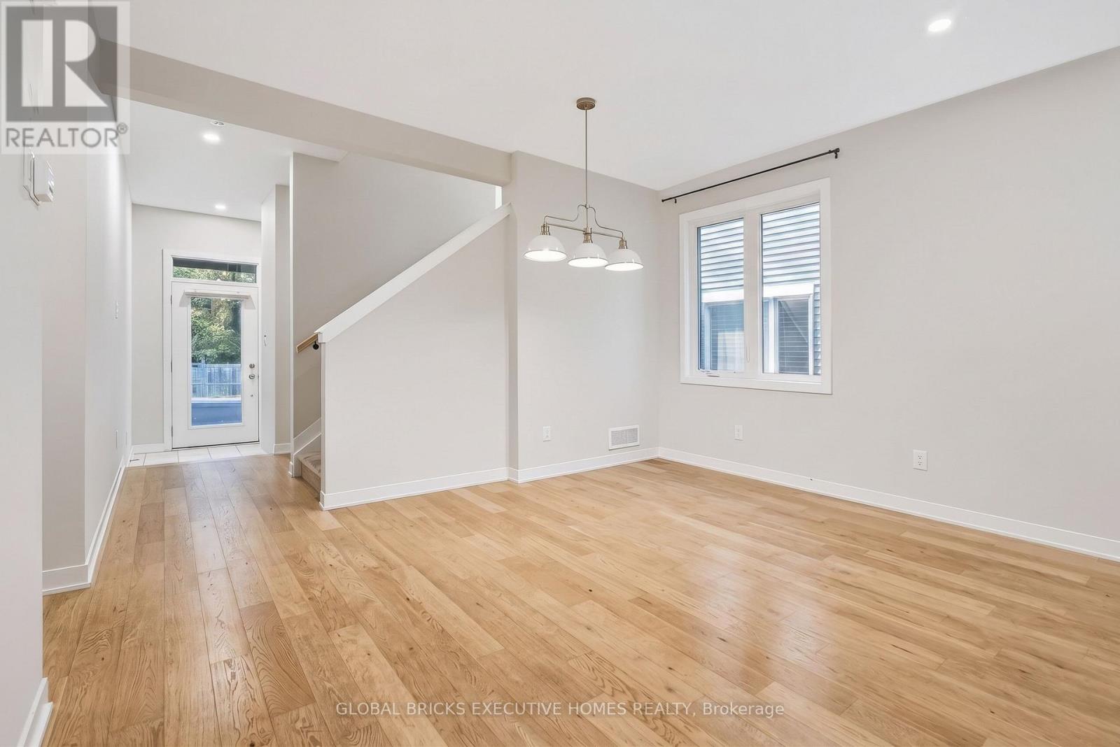3 Bed, 3 Bath House for Rent in Ottawa – 509 MARCATO LANE, Ottawa – MLS# X13743262 - Image 9