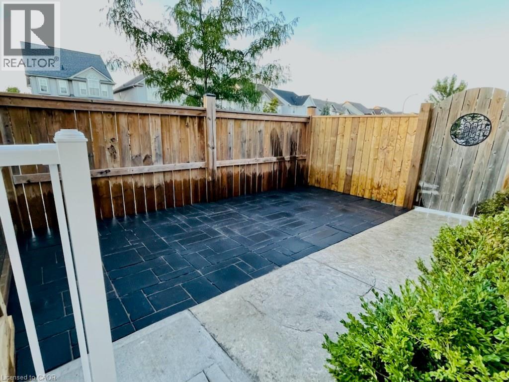 369 Sienna Crescent — photo 14