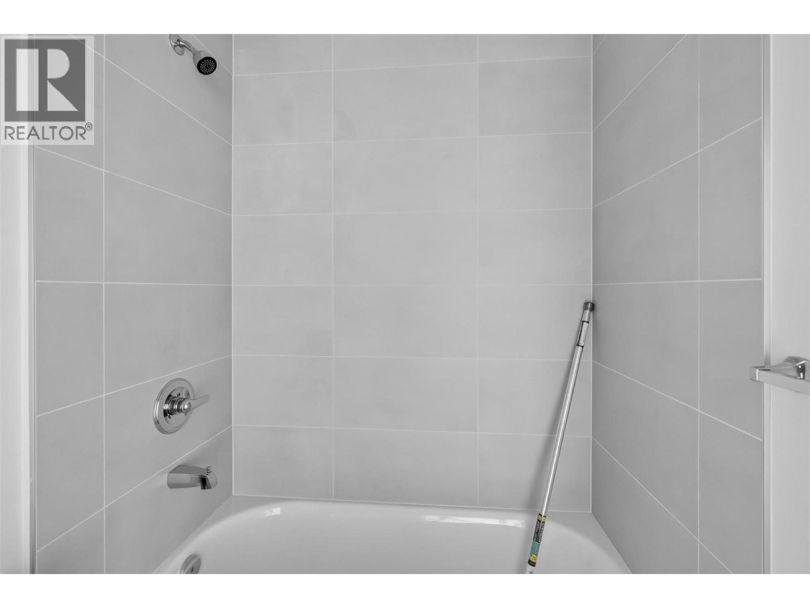 #206 4004 34 Street - Image 20