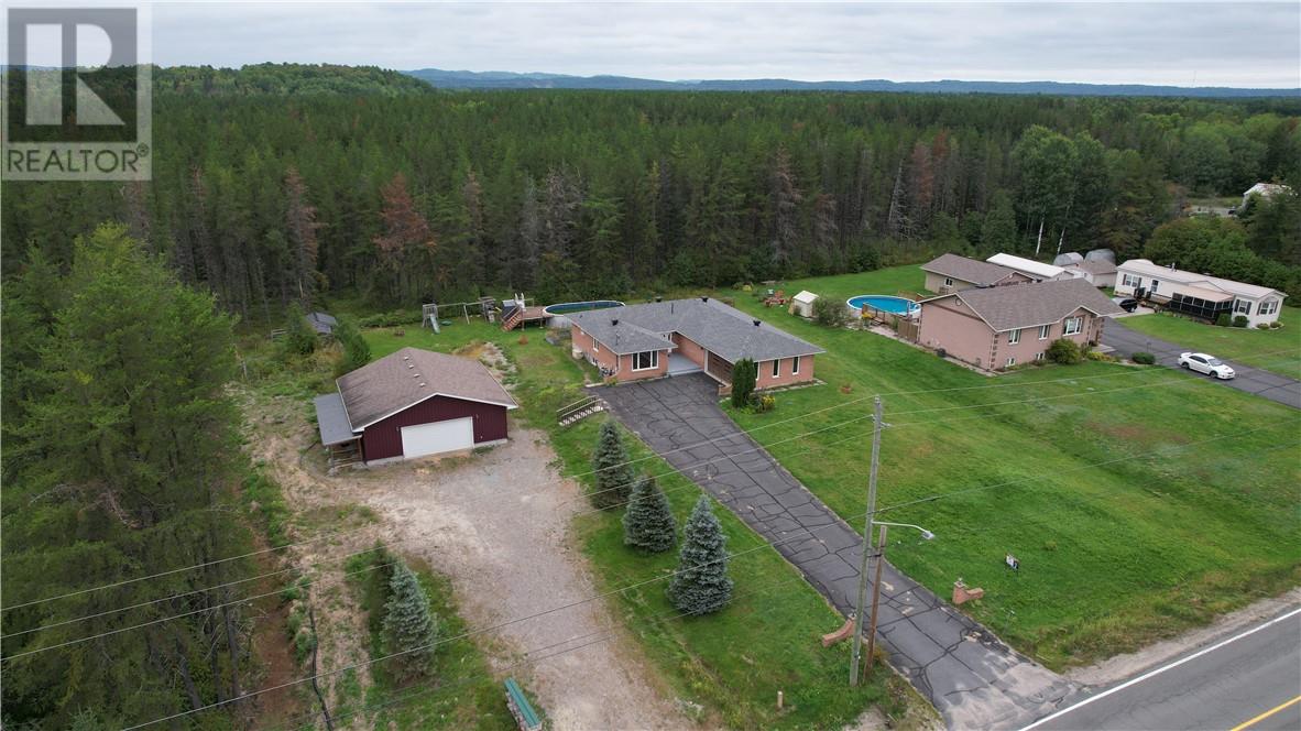1244 Gravel Drive, Hanmer — photo 2
