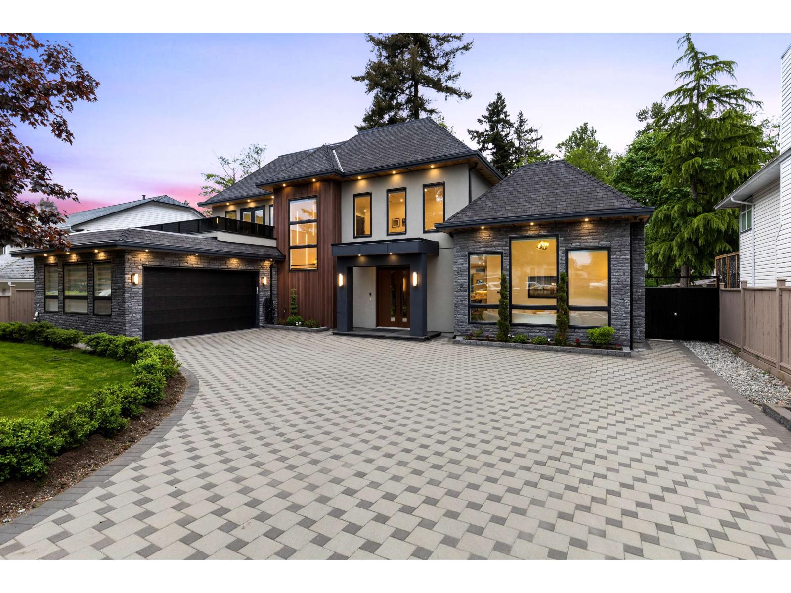 14295 73A AVENUE, Surrey — photo 2