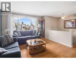 Kitchen - 93 Crawford Street, Red Deer, AB T4P2G4 Photo 6